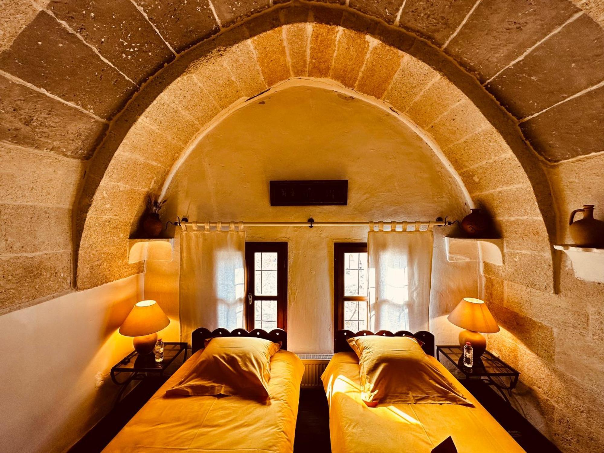 Les Maisons De Cappadoce อุตชิซาร์ ภายนอก รูปภาพ