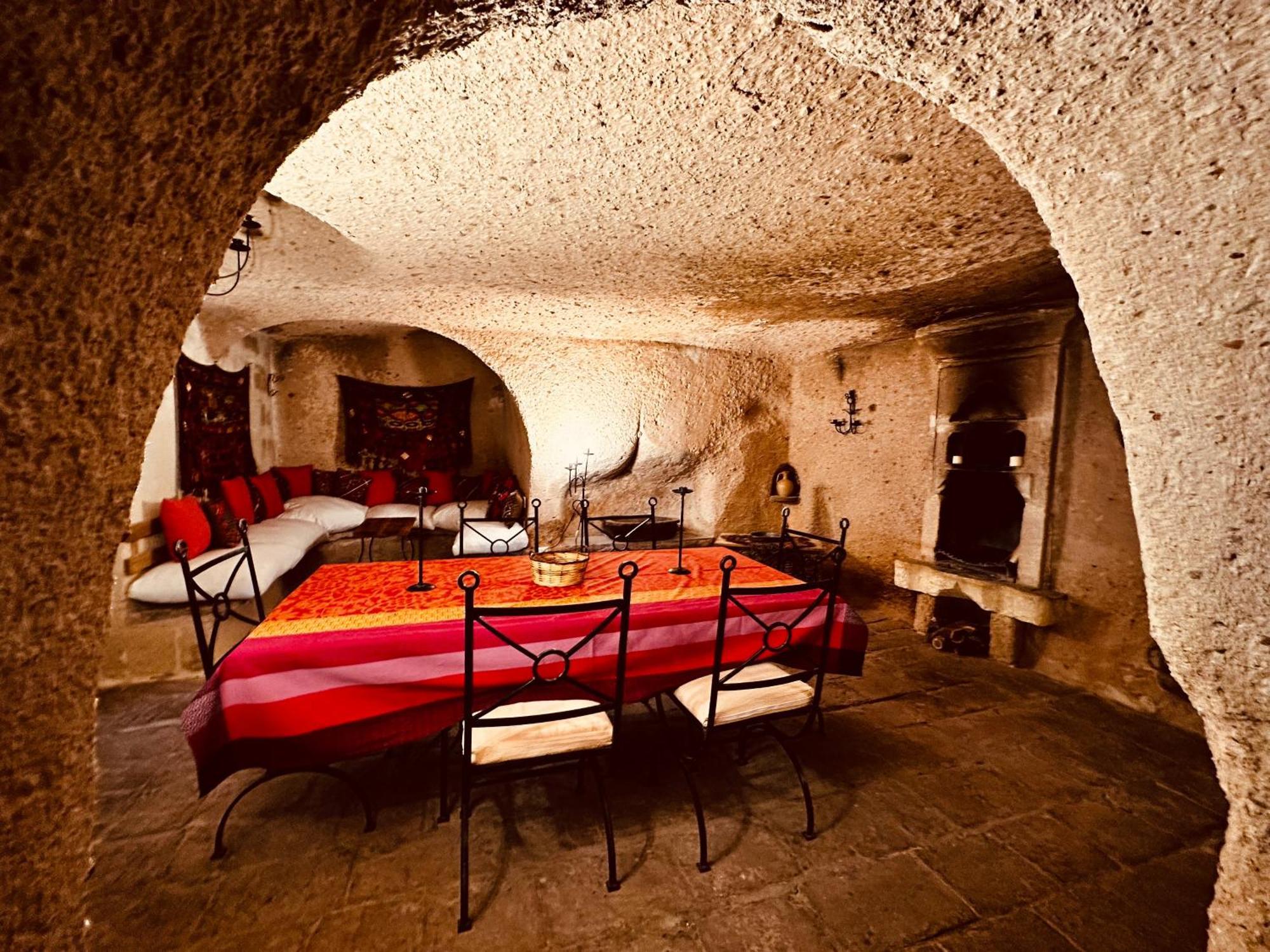 Les Maisons De Cappadoce อุตชิซาร์ ภายนอก รูปภาพ