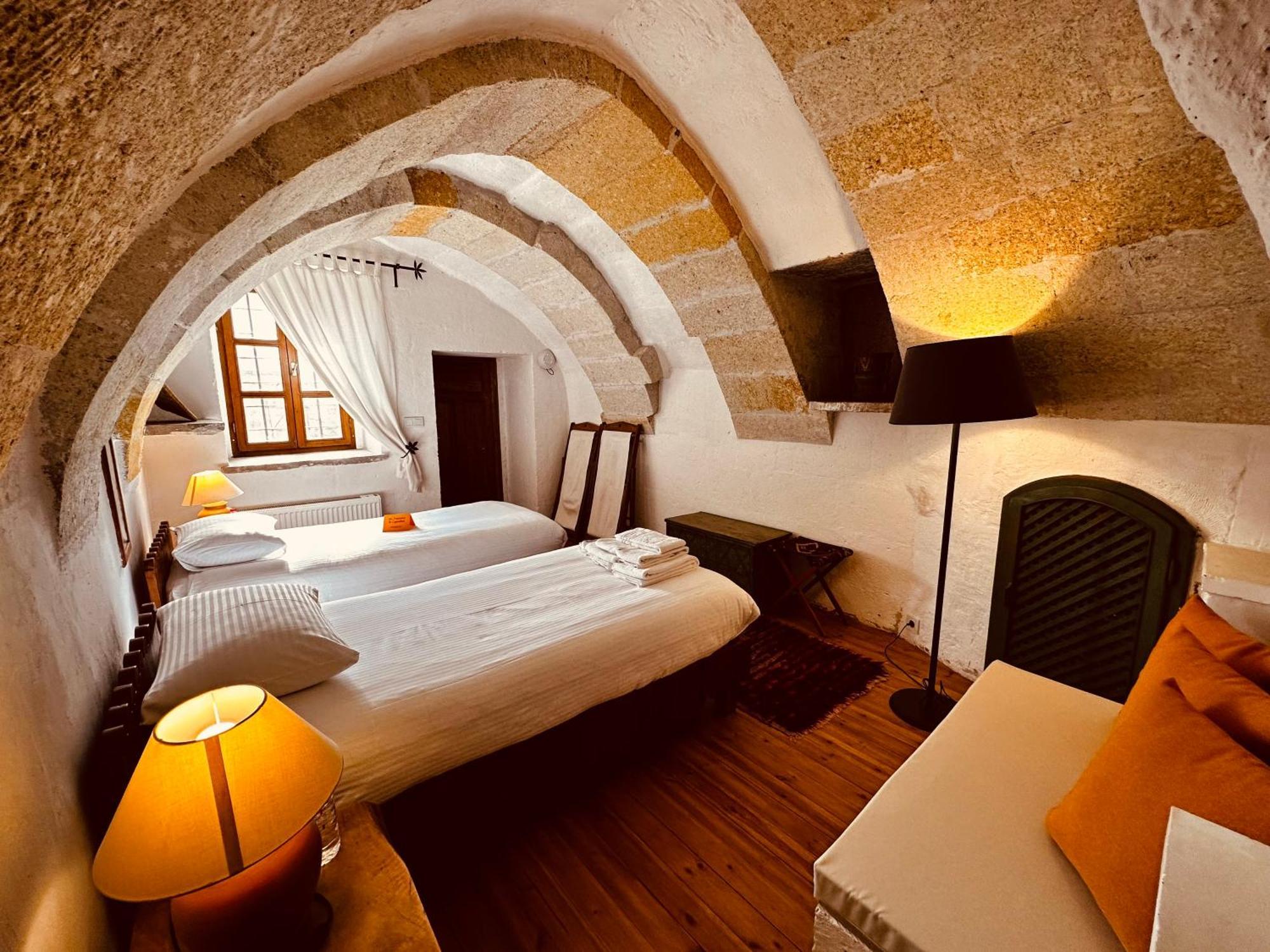 Les Maisons De Cappadoce อุตชิซาร์ ภายนอก รูปภาพ